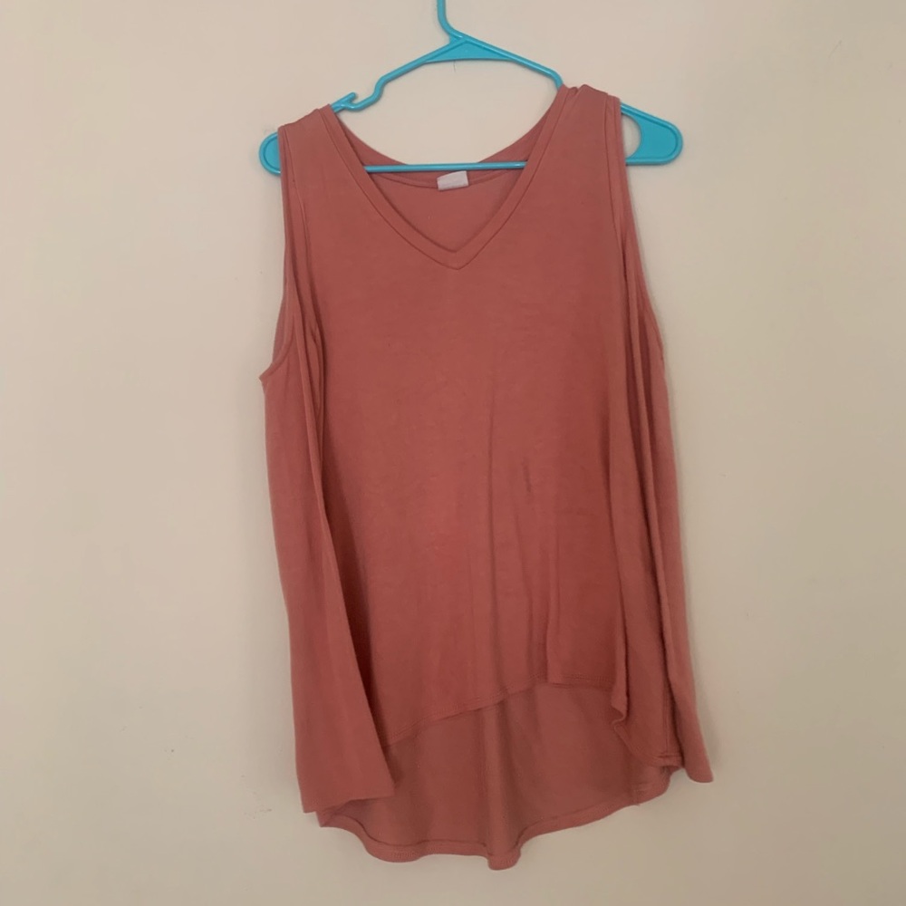 Open shoulder long sleeve shirt